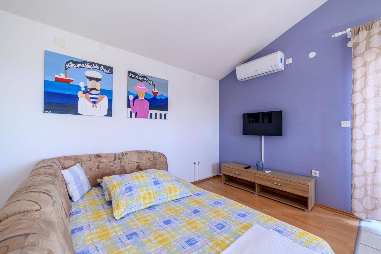 Apartman More Σίμπενικ Εξωτερικό φωτογραφία