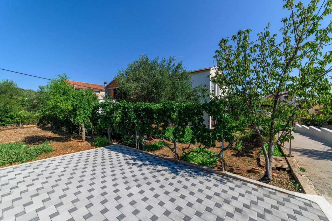 Apartman More Σίμπενικ Εξωτερικό φωτογραφία