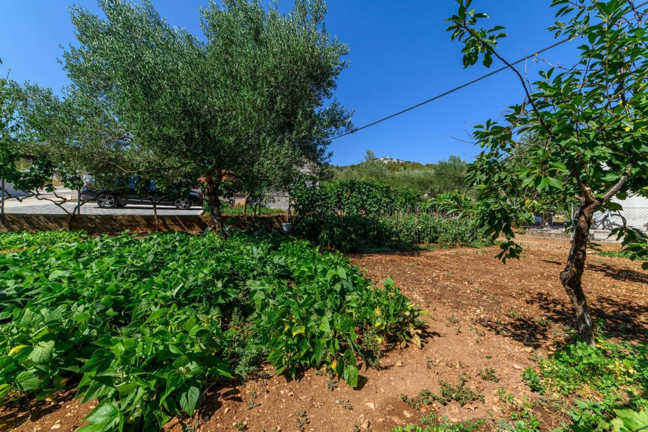 Apartman More Σίμπενικ Εξωτερικό φωτογραφία