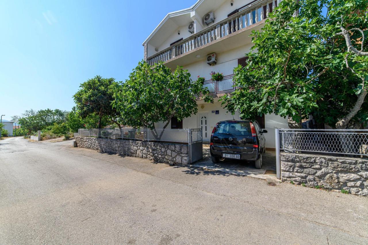 Apartman More Σίμπενικ Εξωτερικό φωτογραφία